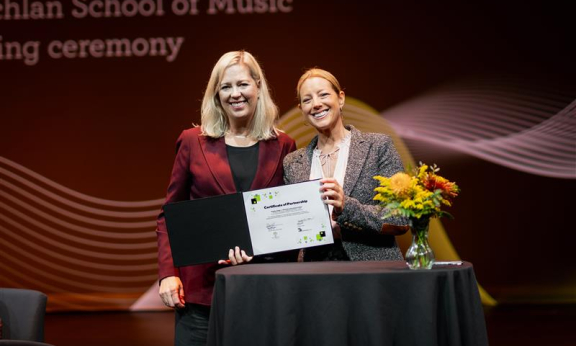 Sarah McLachlan with Dr Kathy Denton