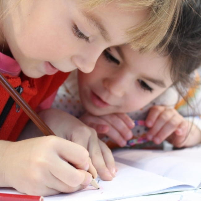 Small - Family friendly benefits kids drawing