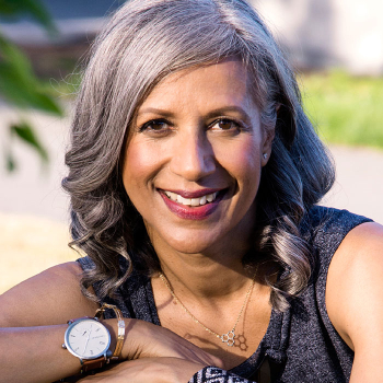 Photo of Renee Sarojini Saklikar